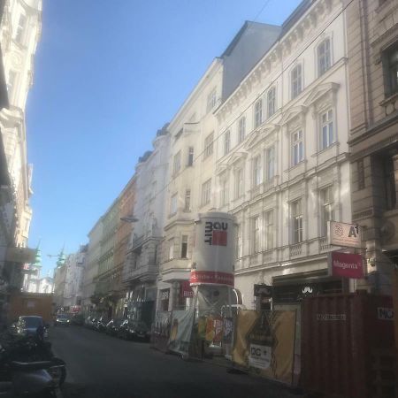 Roof Top Apartment With Views. 维也纳 外观 照片