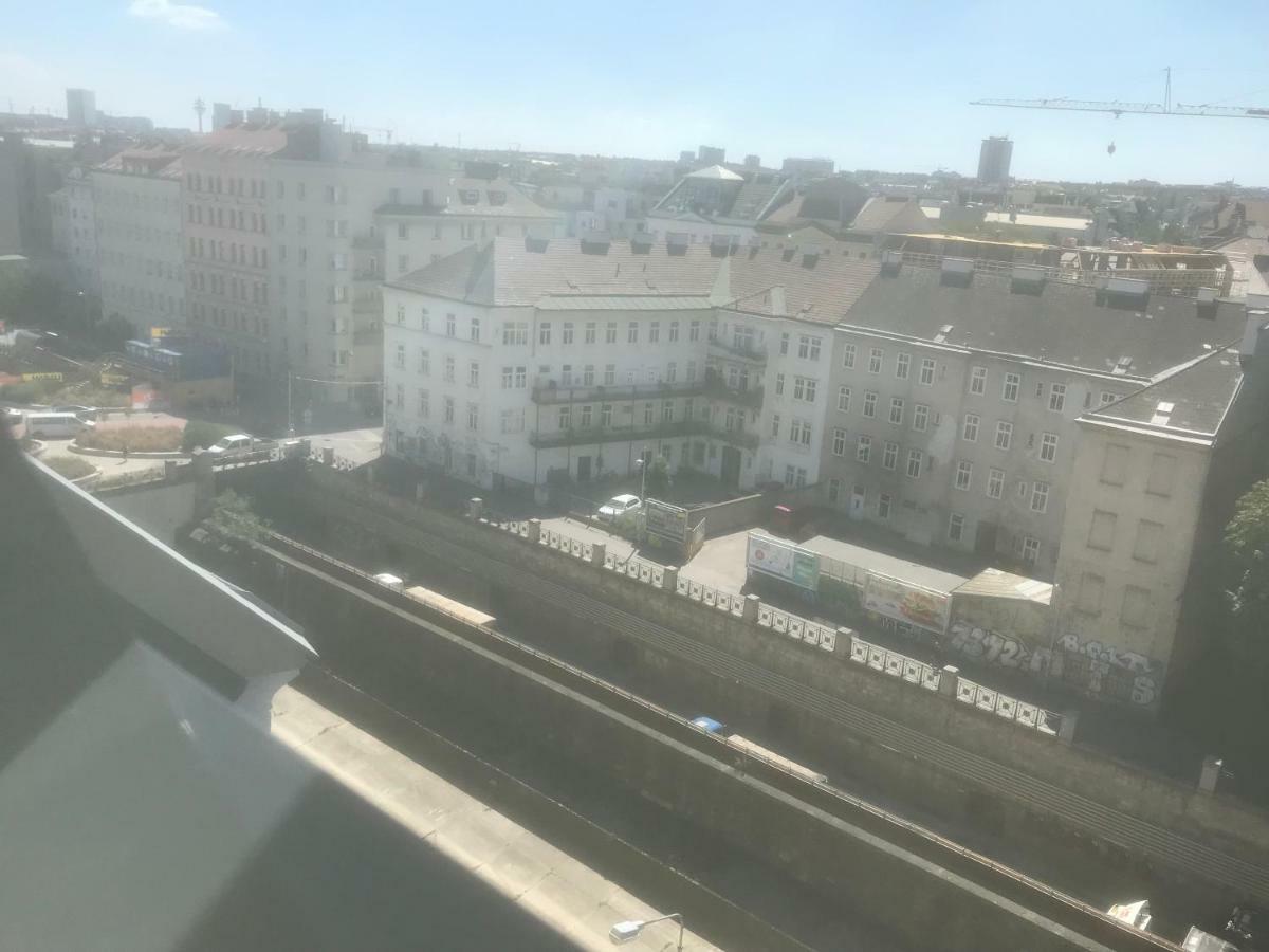 Roof Top Apartment With Views. 维也纳 外观 照片